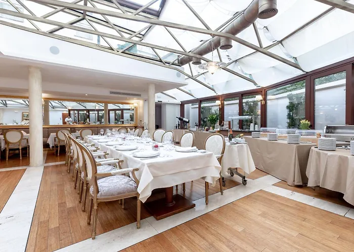 Hotel Le Premier