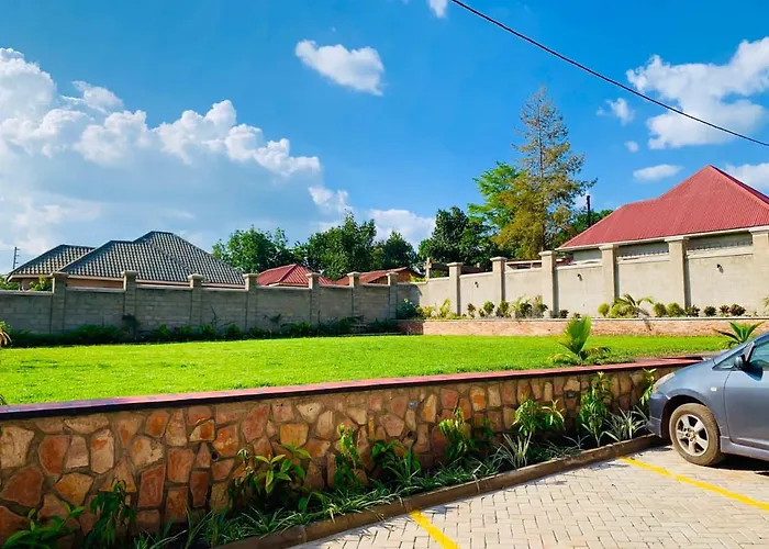 Golden Castle Hotel Hoima