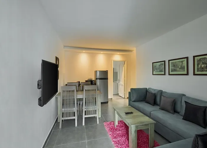 Le Royal Marina Hotel