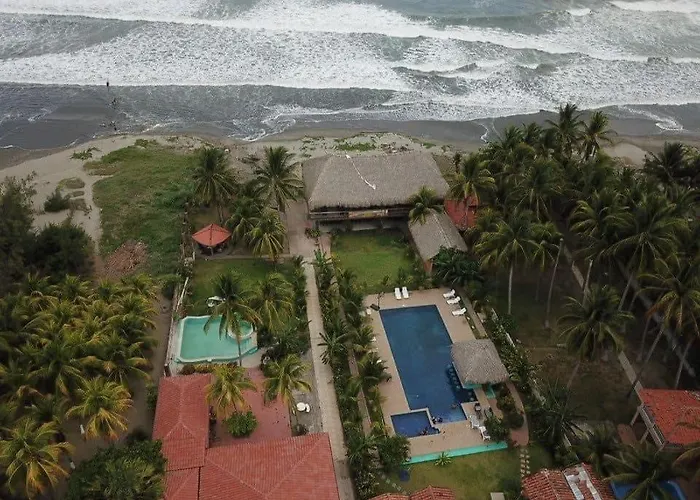 Sambo Mambo Beach Hotel