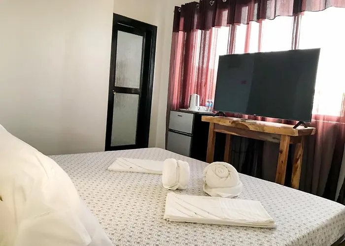 E.I. Suites