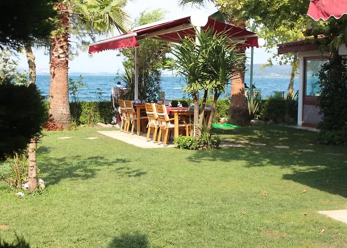 Peri Boutique Hotel