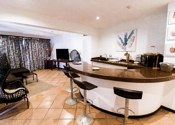 Hotel California Playa El Yaque