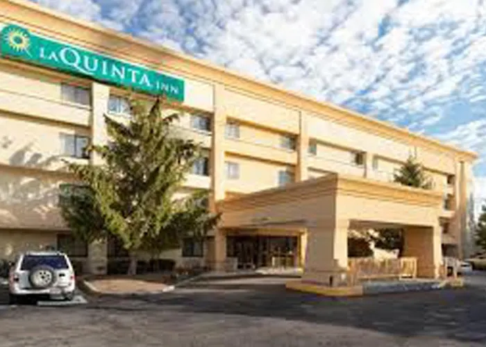 Norwood Inn & Suites Indianapolis East Post Drive