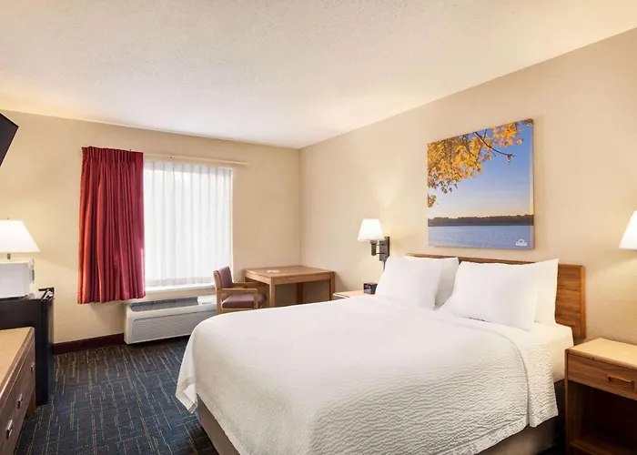 Days Inn By Wyndham Hurley