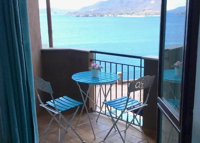 Apartment On The Sea