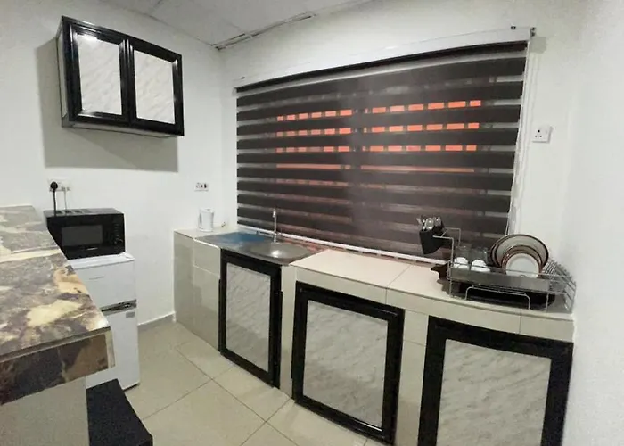 Sky Inn Hotel