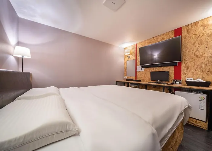 26 Hotel