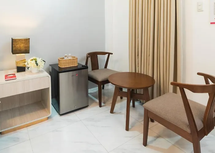 Monica Midtown Suites