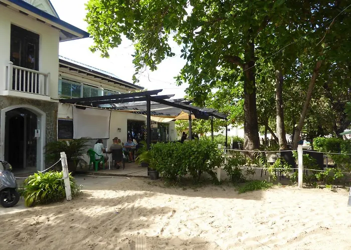 Cortlang Vacation Rentals, El Pueblito