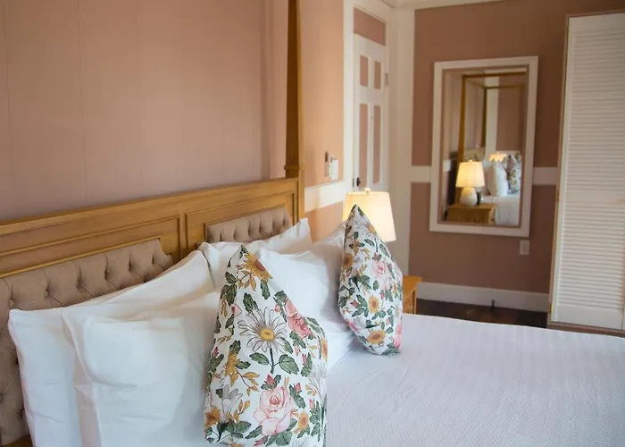 Weatherills Hotel