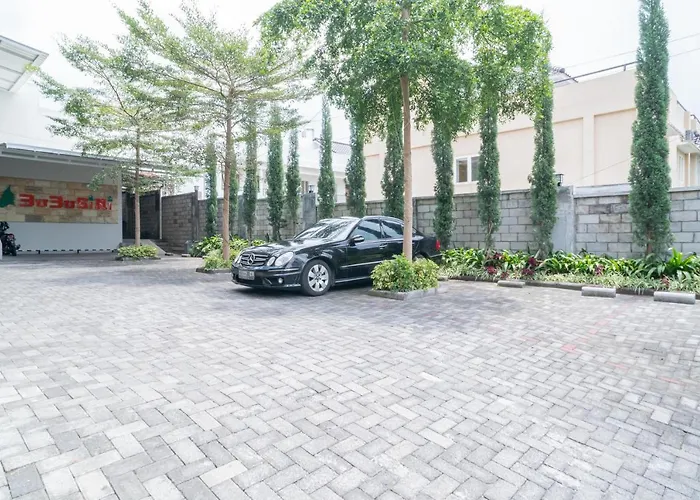 Urbanview Hotel Bubusini Batu By Reddoorz