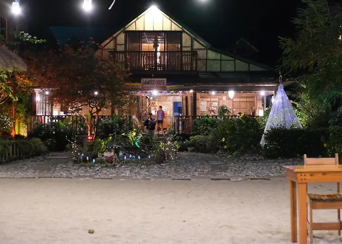 Bamboo House Beach Lodge & Restaurant