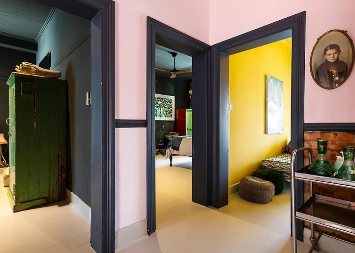 Hotel Lola
