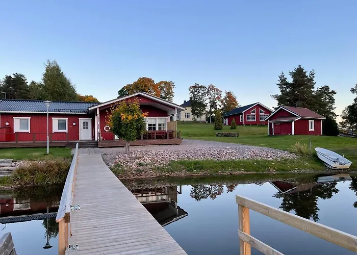 Labbnaes Semesterhem, Radhuset