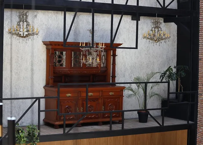 Mukhrantubani Boutique Hotel