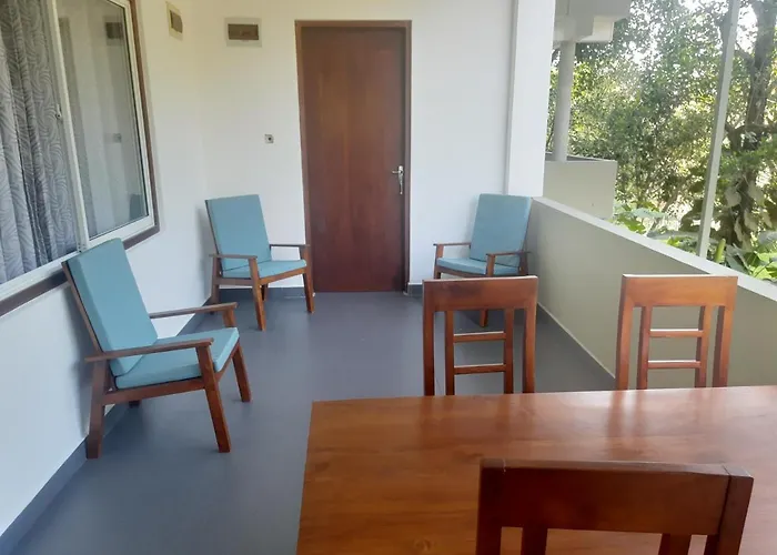 Hotel Paradiso,