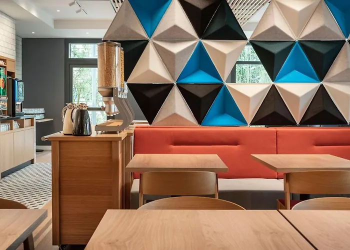 Holiday Inn Express - Marne-la-Valle Val d Europe, an IHG Hotel