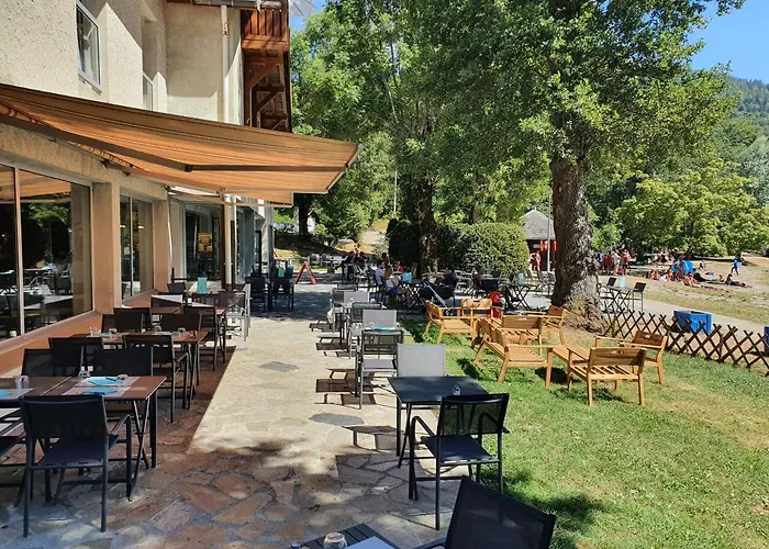 Le Grand Lac hôtel bar restaurant