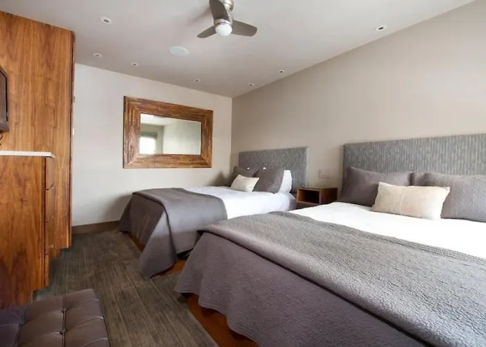 Luxury 2 Bedroom Downtown Aspen Vacation Rental With Access To A Heated Pool, Hot Tubs, Game Room And Spa