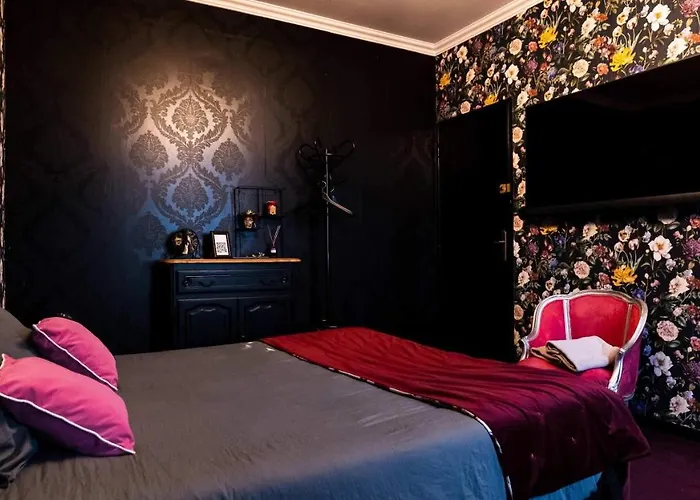 A La Villa Perroy les chambres sont spacieuses et les petit-déjeuners offerts