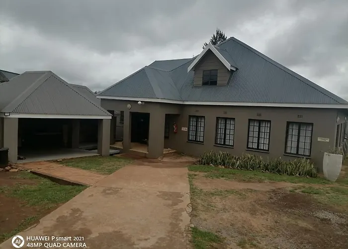 Nongoma Lodge & Inn Cc