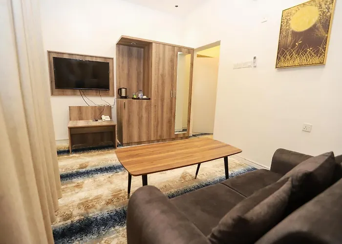 Old Town Hotel By Alley Escape