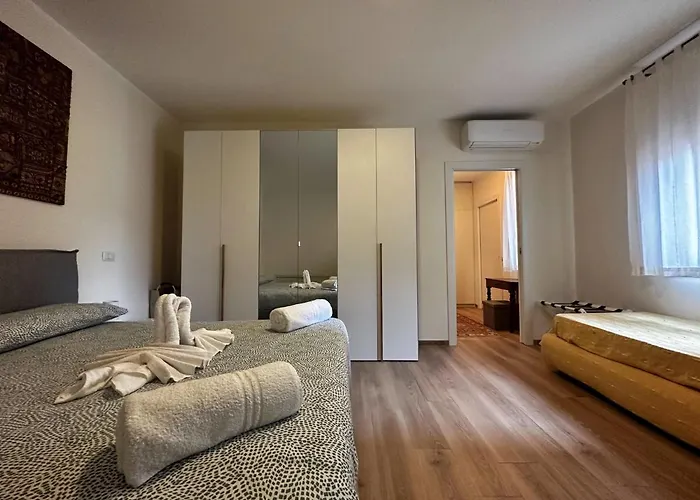 Extravaganza Room And Suite Apartment City Center