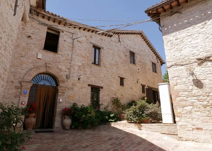 Borgo de' Varano by Hotel I Duchi