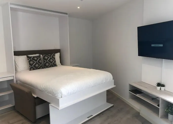 Cp High Floor Luxury Studio With Sea View