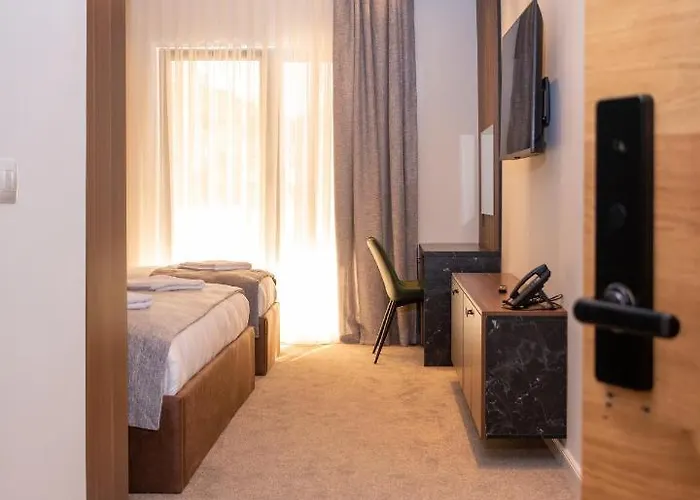 Ador Hotel North Mitrovica