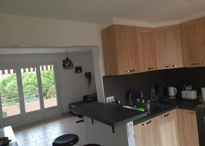 Logement à Sanary-sur-mer (Var)