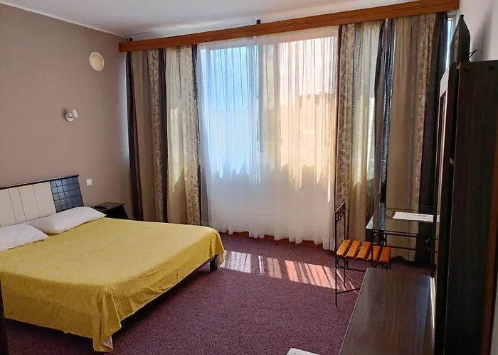 Aina Hôtel