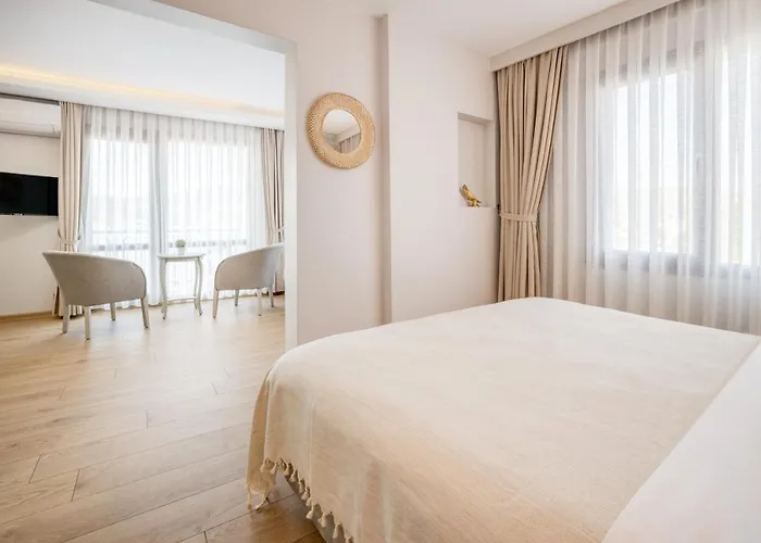 Hanedan Otel Foca Izmir