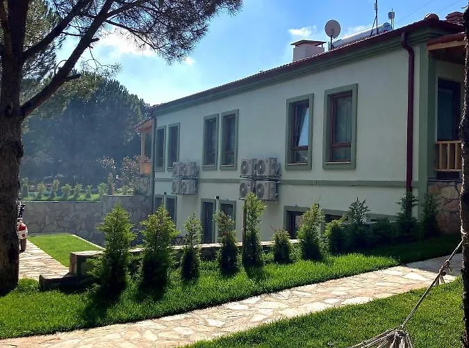 Elyada Otel Ve Bag Evi 8 Yas Uestue