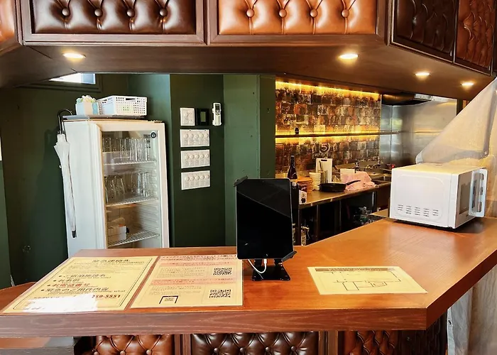Bar & Hotel Colors Miyajima