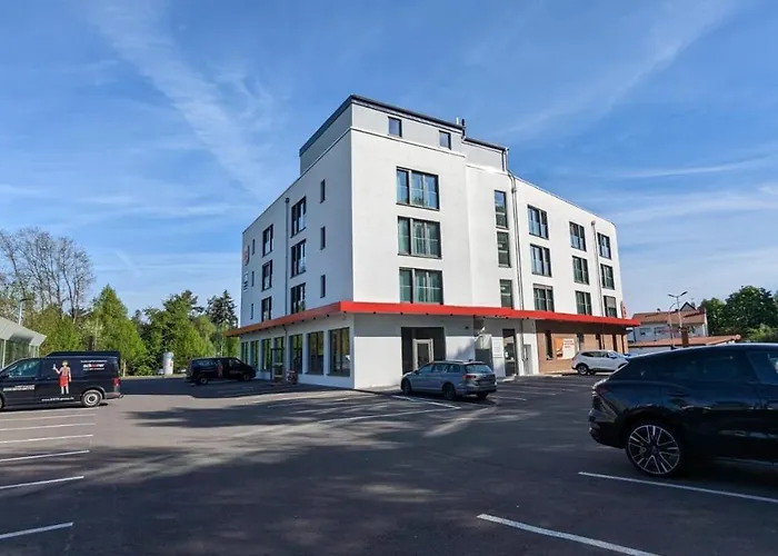 Smart & Stay Aparthotel Saarbruecken Sued - Self-Check-In - Free Parking