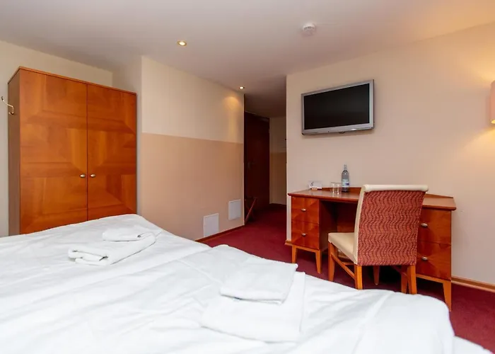 Hotel Und Restaurant Haus Sajons