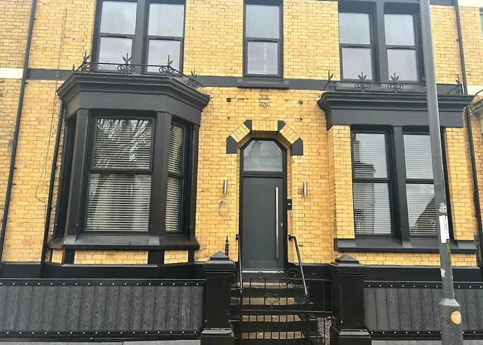 128 Anfield Road