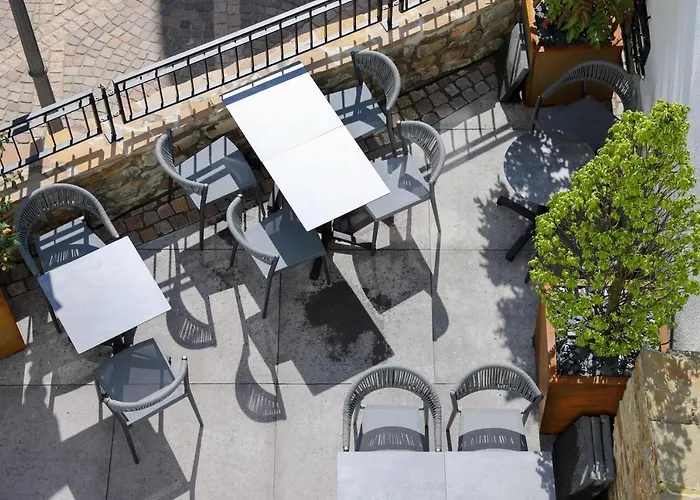 Boutiquehotel Burg Adenbach & Alter Weinbau