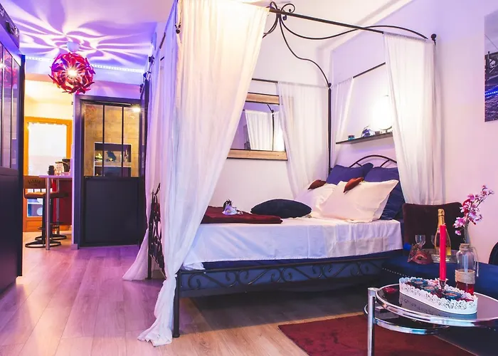 Le Charme Martégal Suite/Spa