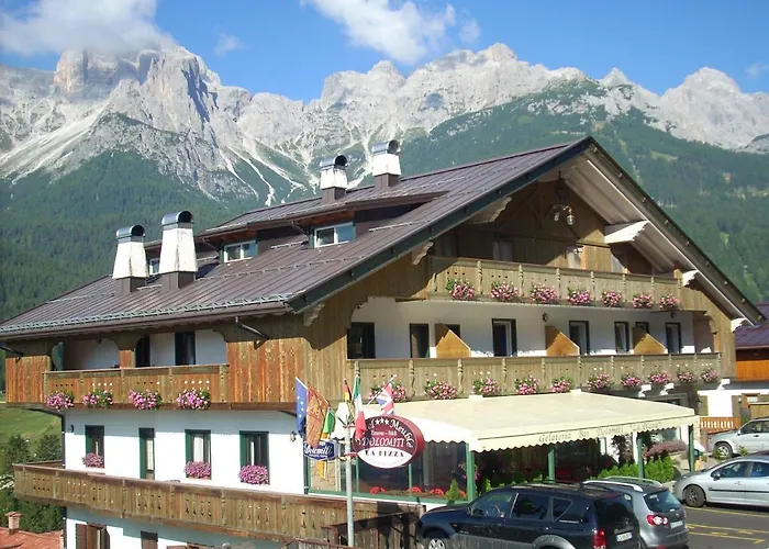 HOTEL DOLOMITI di De Martin D Oscar