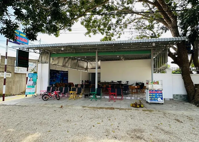 Hotel Nhu Y Ho Tram