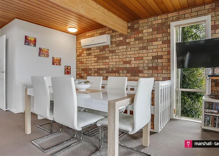 Marina Townhouse 1 - Unit 1 Wapengo St 6