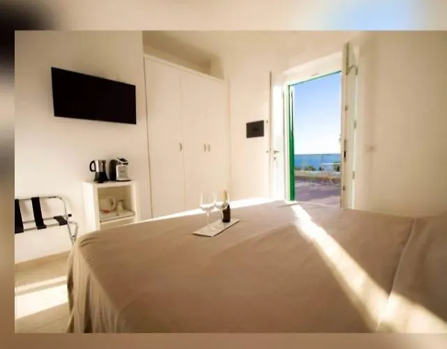 Country House “ Il Mandorlo”