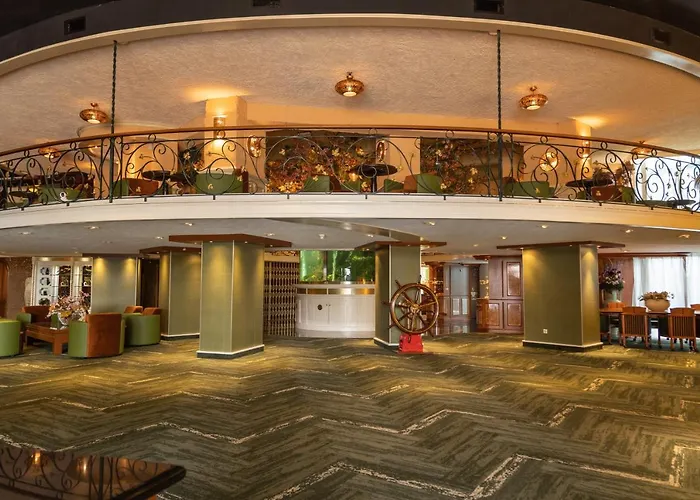 Hotel & Restaurant Infinity
