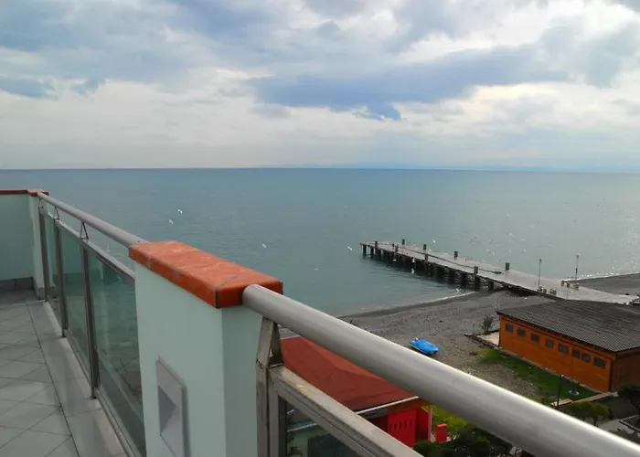 Miramare Palace Hotel