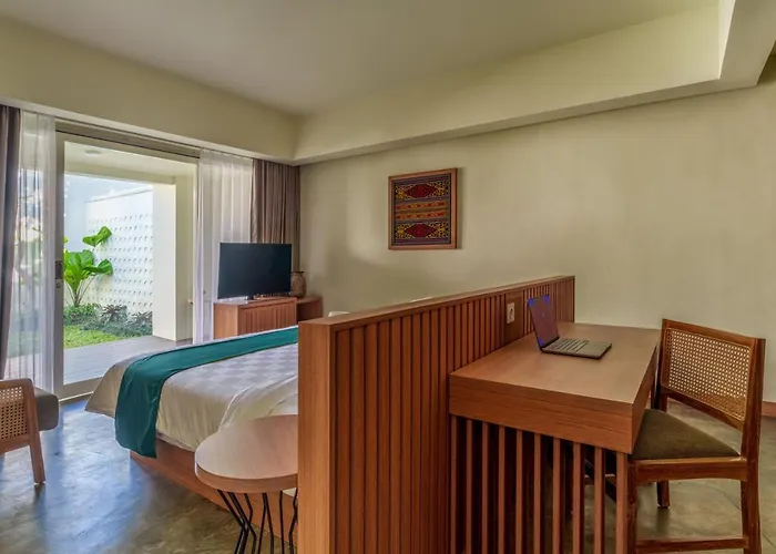 Ayom Suite