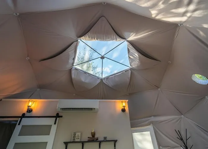 Gravity Luxury Domes