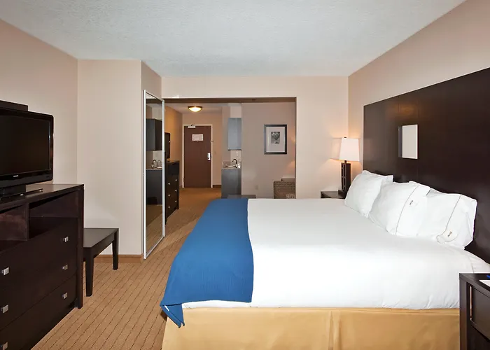 Holiday Inn Express Hotel & Suites Albuquerque Airport By Ihg